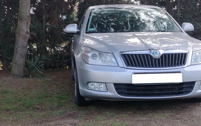 Skoda Octavia cena 17700 przebieg: 296204, rok produkcji 2012 z Piaseczno małe 56